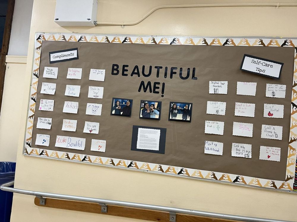 Students taking part in the Beautiful Me program (photo 2 of 4)