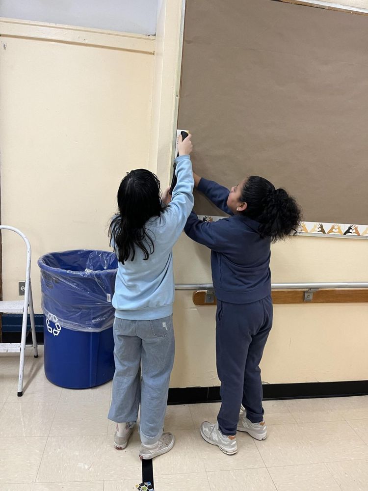 Students taking part in the Beautiful Me program (photo 4 of 4)